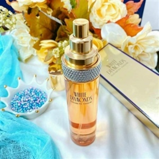 صورة عطر اليزبث تيلور وايت دايموندز