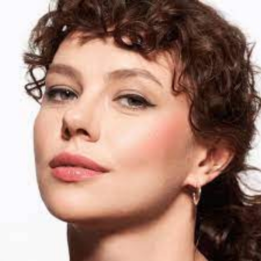 صورة كاتريس بودره التحكم باللمعان اول مات بلس 001 